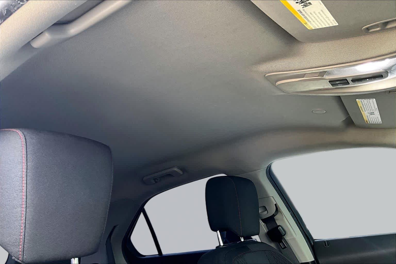 Used 2015 Summit White Chevrolet LS image 13