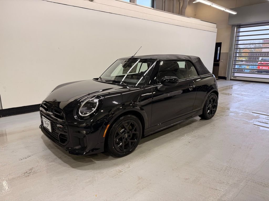 2026 MINI Convertible Cooper S's photo