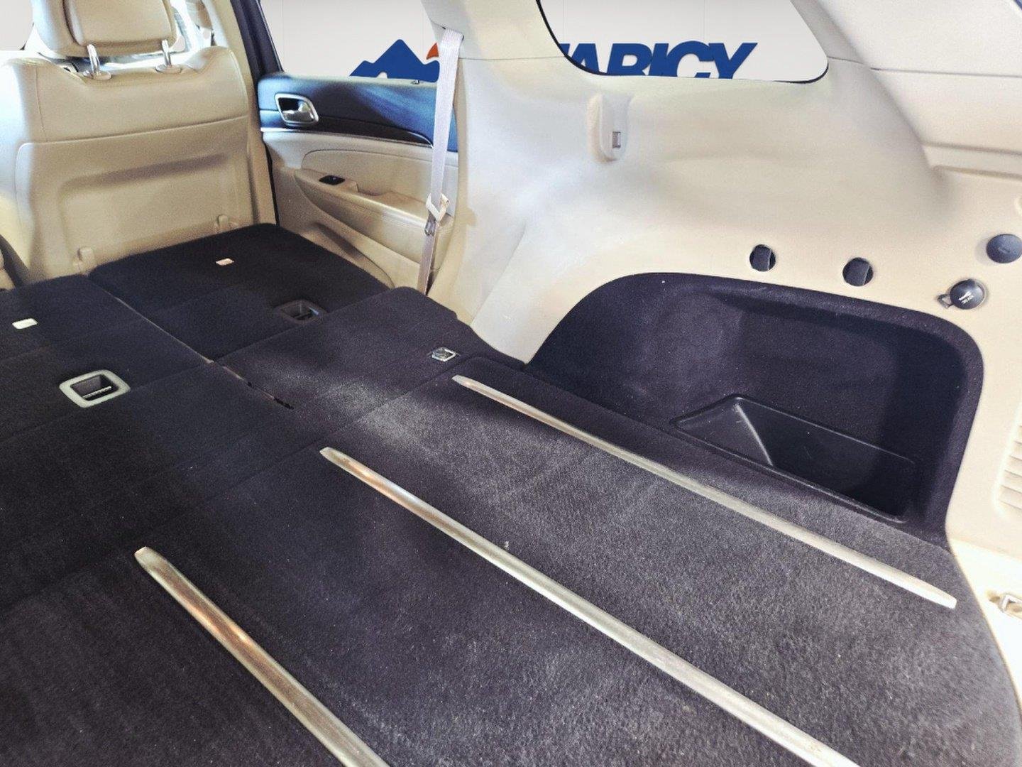 Used 2015 Bright White Clearcoat Jeep Limited image 48