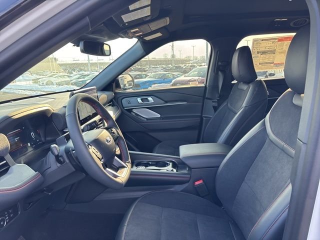 New 2026 Star White Metallic Tri-Coat Ford ST image 12