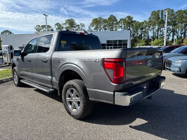Used 2025 Gray Ford XLT image 9