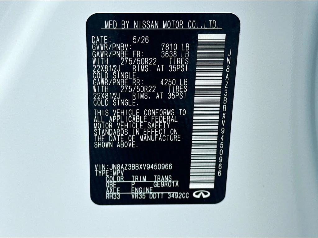 New 2027 RADIANT WHITE INFINITI Luxe 4WD image 35
