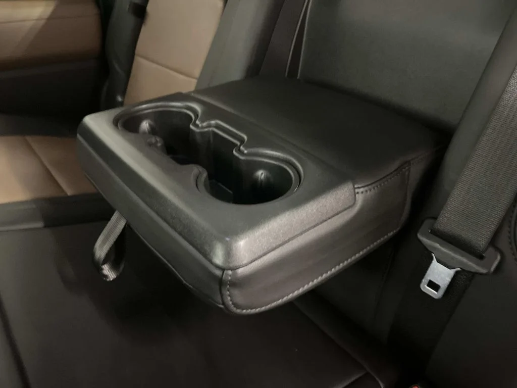 Used 2022 Northsky Blue Metallic Chevrolet High Country image 15