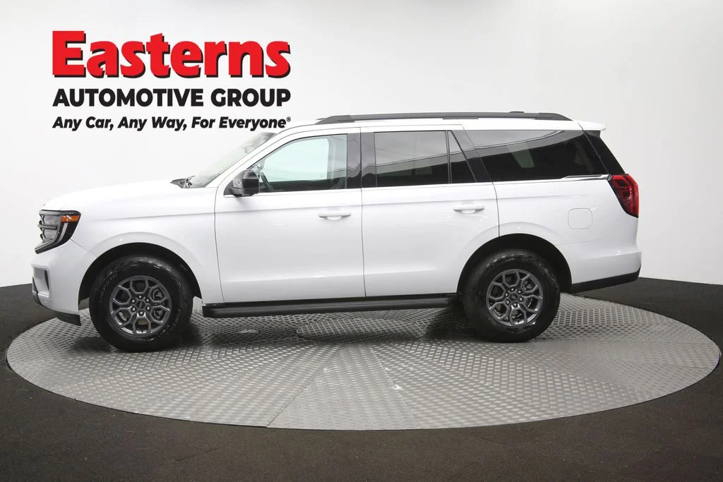 Used 2025 White Ford Active image 59