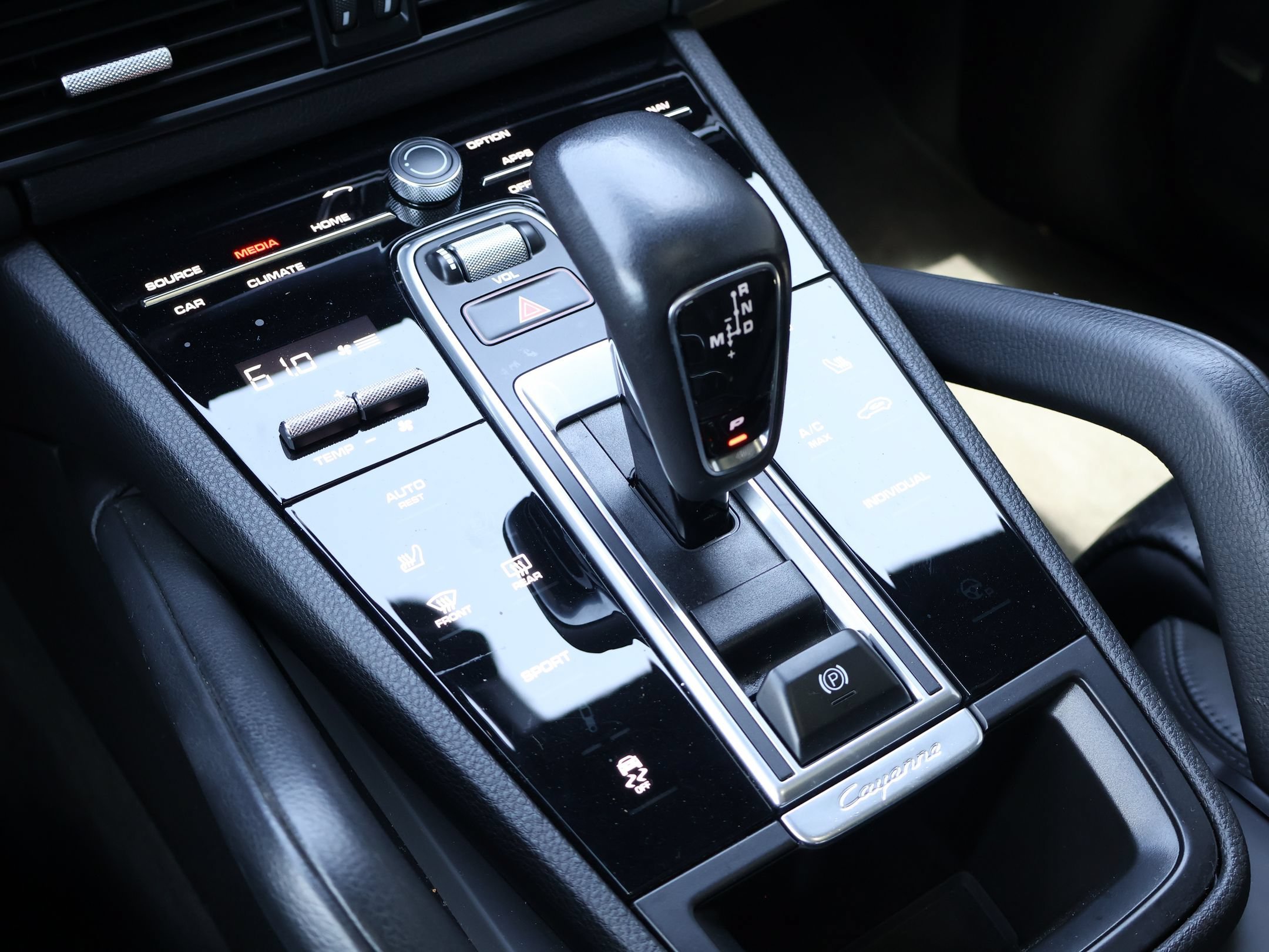 Certified Used 2023 Quartzite Grey Metallic Porsche  image 20