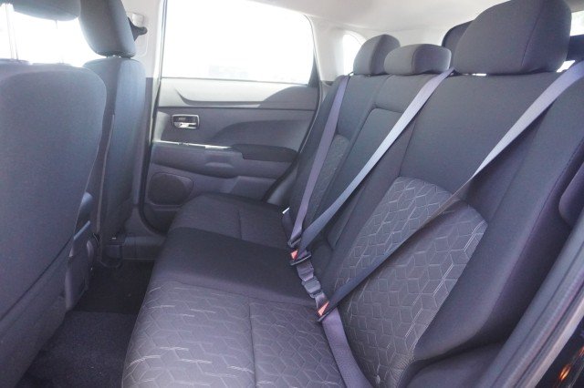 New 2026 Labrador Black Pearl Mitsubishi 2.0 ES image 18