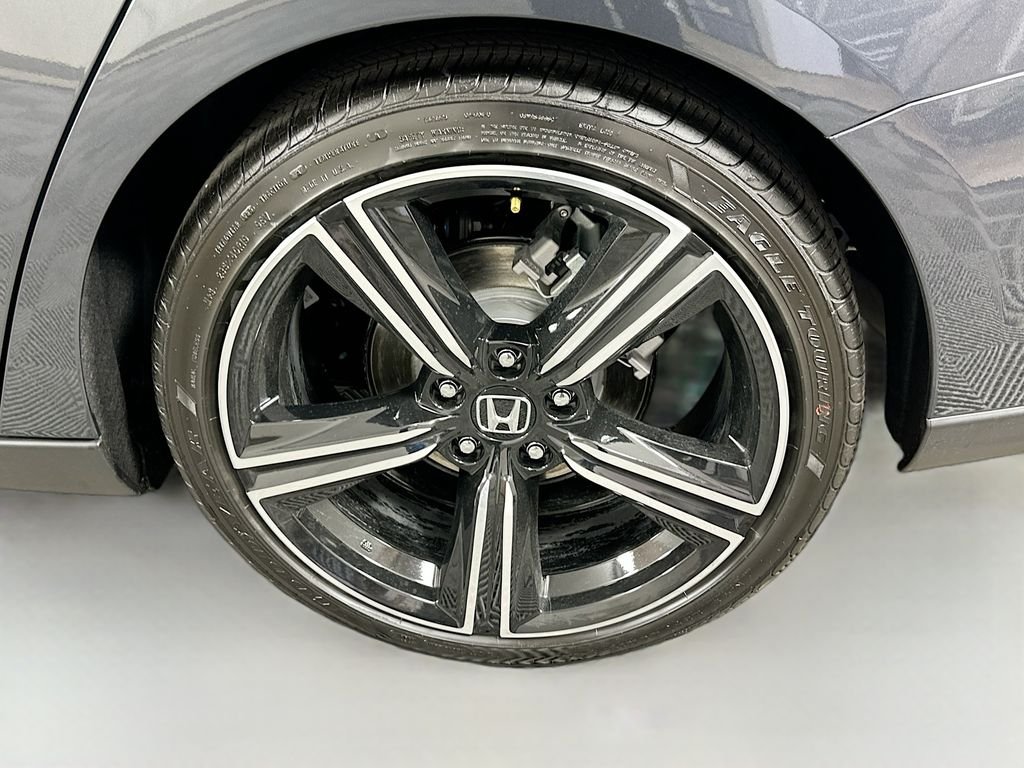 New 2026 Meteorite Gray Metallic Honda SE image 22