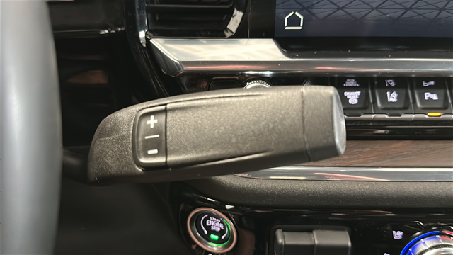 Used 2025 Titanium Rush Metallic GMC SLT image 18