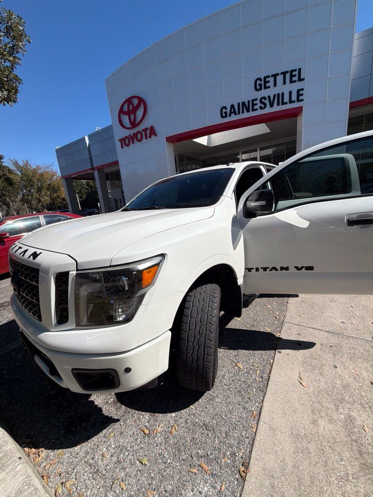 Used 2018 Nissan Titan SV with VIN 1N6AA1E52JN549454 for sale in Gainesville, FL