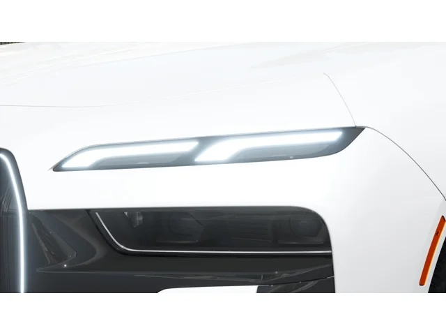 New 2026 Mineral White Metallic BMW 740i xDrive image 6