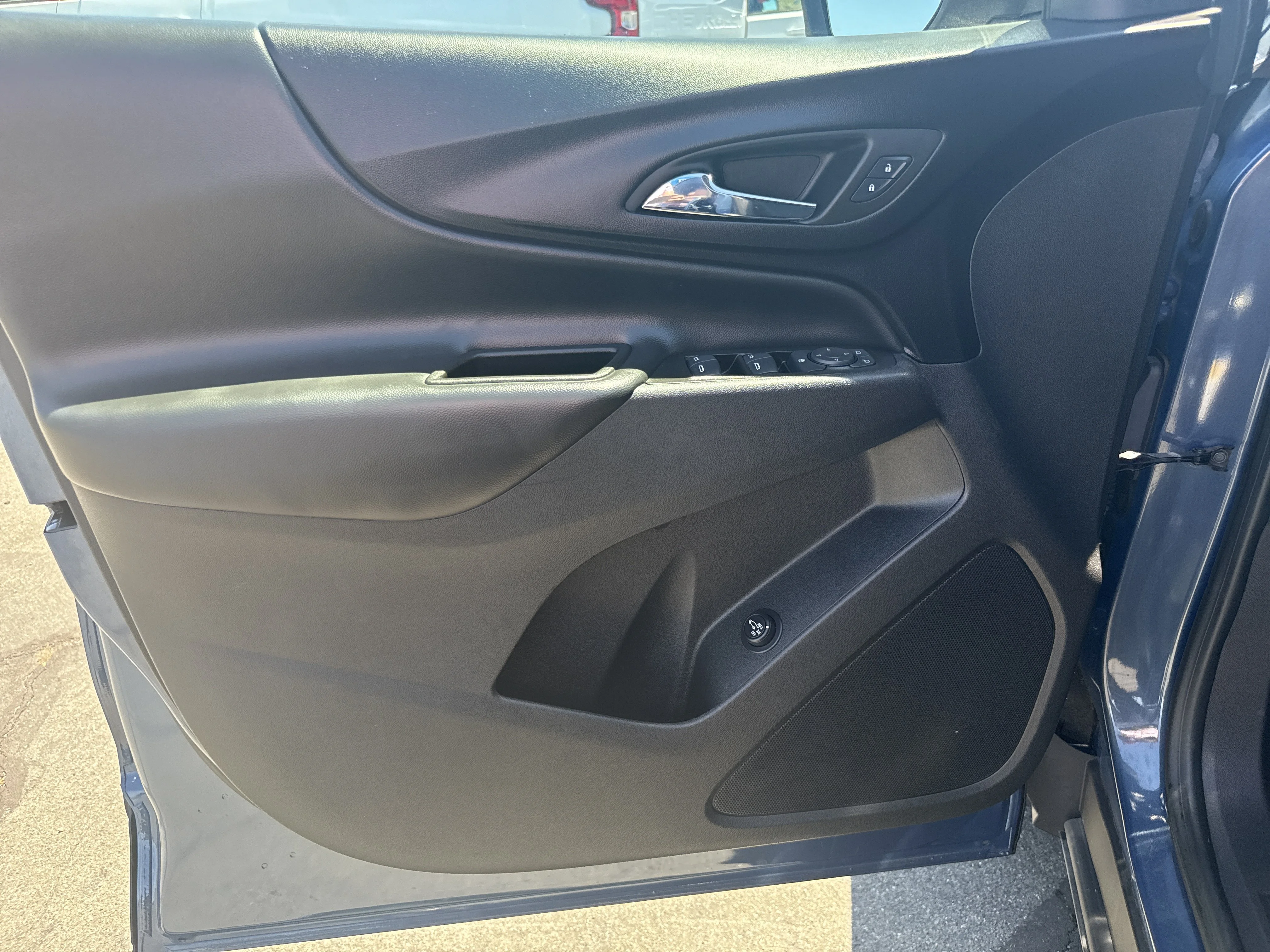 Used 2024 Lakeshore Blue Metallic Chevrolet LT image 11