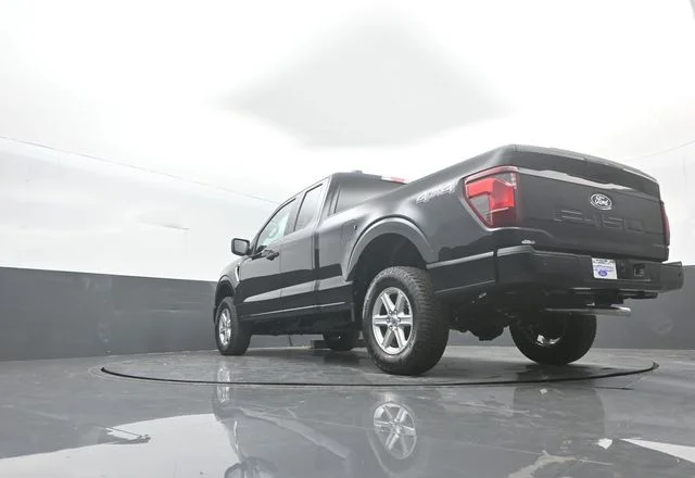 New 2026 Agate Black Metallic Ford XLT image 27