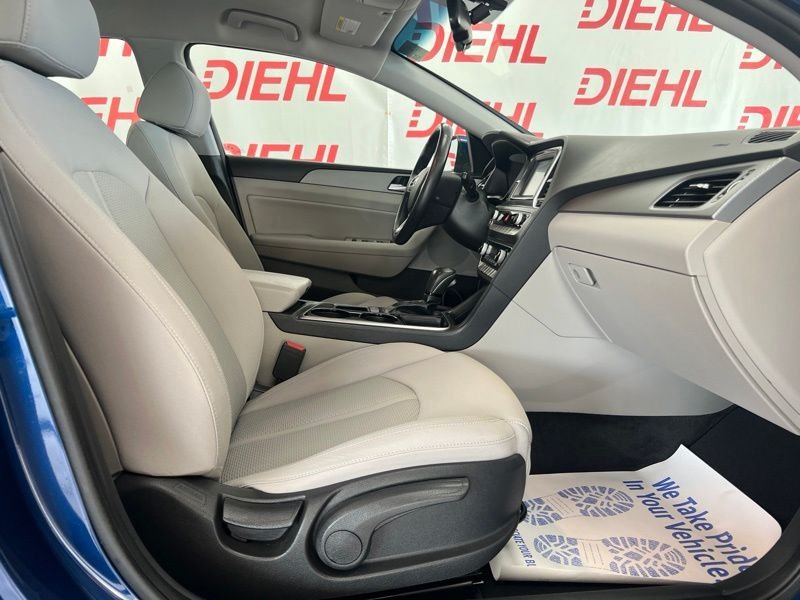 Used 2018 Blue Hyundai SEL+ image 12
