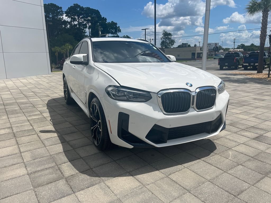 Used 2024 Alpine White BMW Base image 8