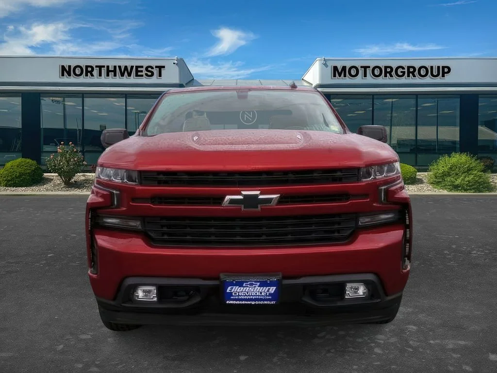 Used 2022 Cherry Red Tintcoat Chevrolet RST image 2