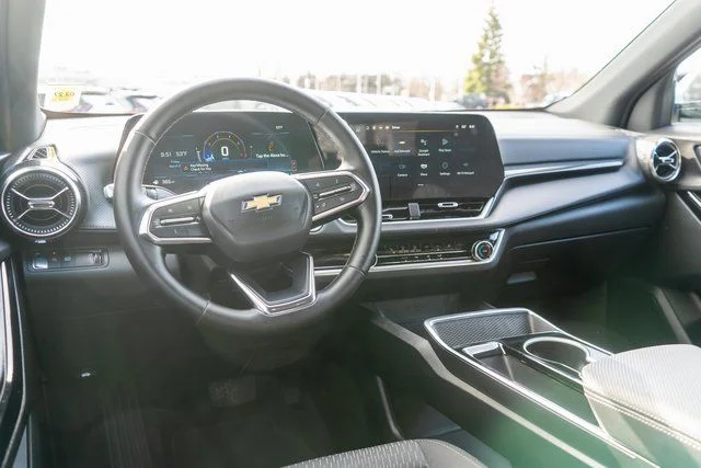 Used 2025 Blue Chevrolet LT image 13
