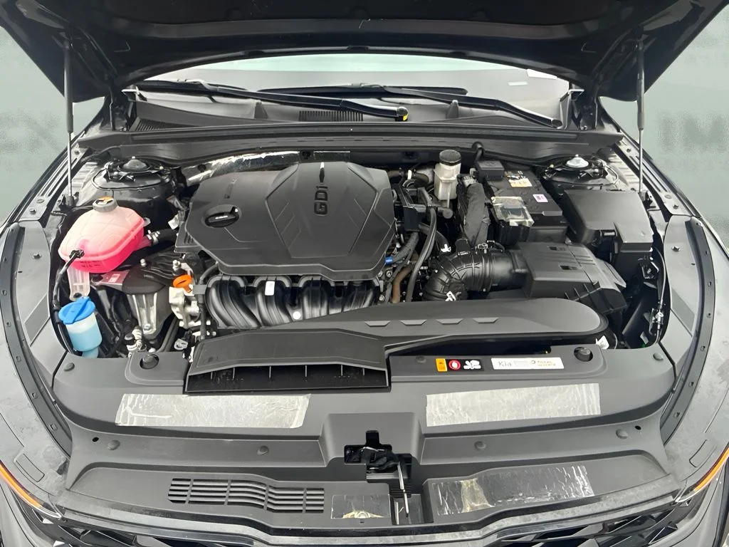 Used 2025 Black Kia GT-Line image 18