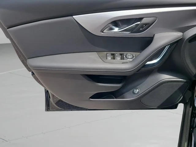 New 2026 Black Chevrolet 2LT image 19