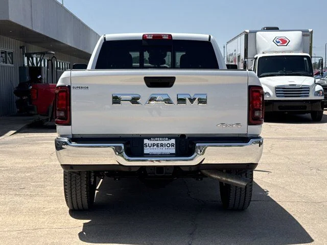 New 2026 Bright White Clear-Coat Exterior Paint RAM Tradesman image 4