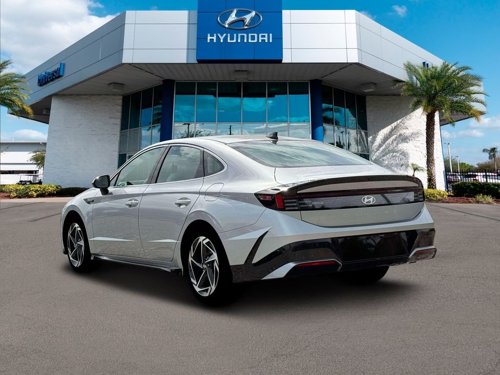 New 2026 Silver Hyundai SEL Sport image 25