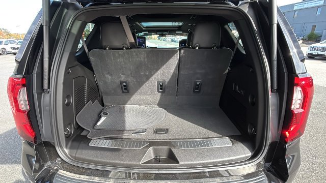 2025 GMC Yukon AT4 Ultimate - Photo 33