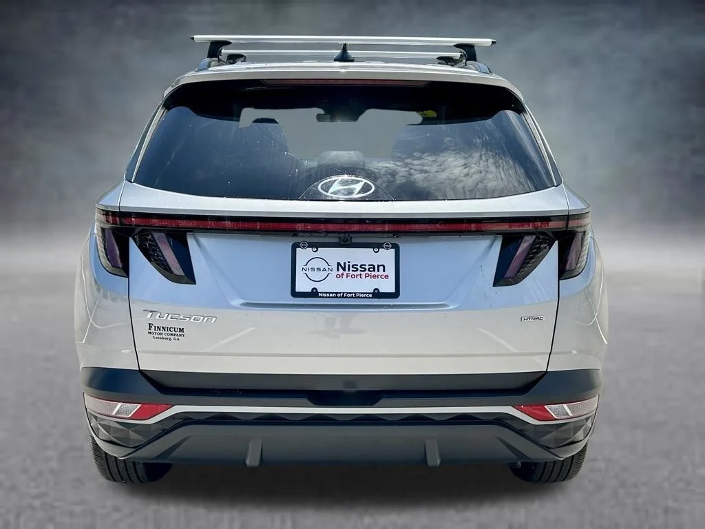 Used 2023 Shimmering Silver Hyundai SEL image 7