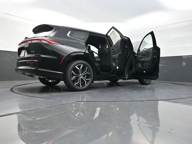 Used 2025 Black Toyota XLE image 40