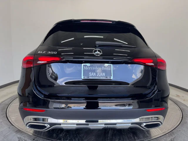 New 2027 Black Mercedes-Benz GLC 300 image 12
