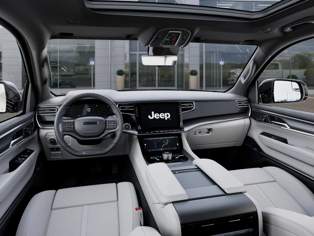 New 2026 Fathom Blue Pearl-Coat Exterior Paint Jeep Summit Obsidian image 15