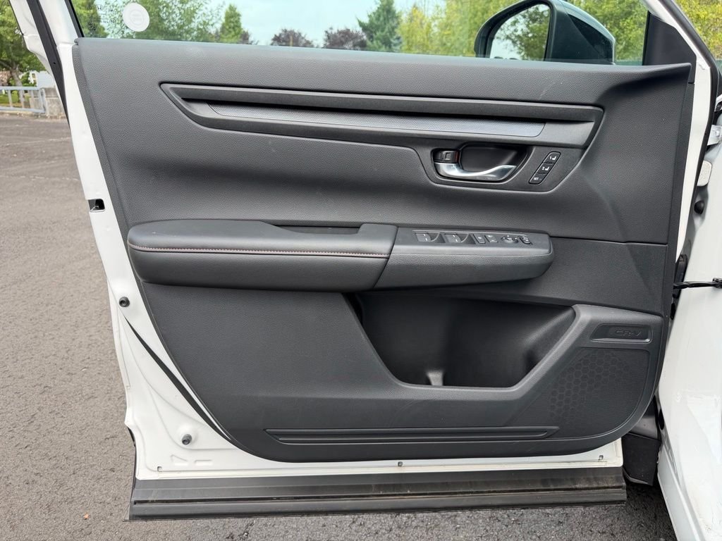Used 2026 Platinum White Pearl Honda Sport-L image 10