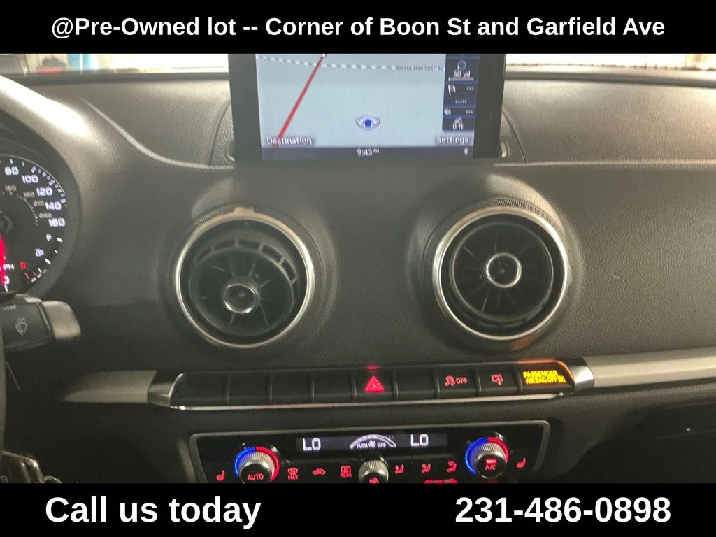 Used 2015  Audi 1.8T Premium image 18