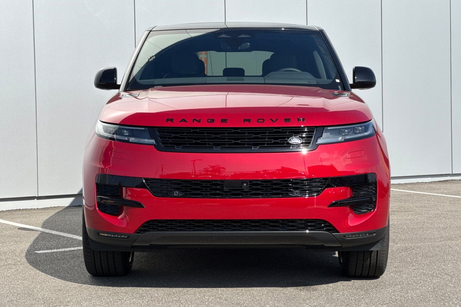 New 2026 Firenze Red Land Rover SE image 8