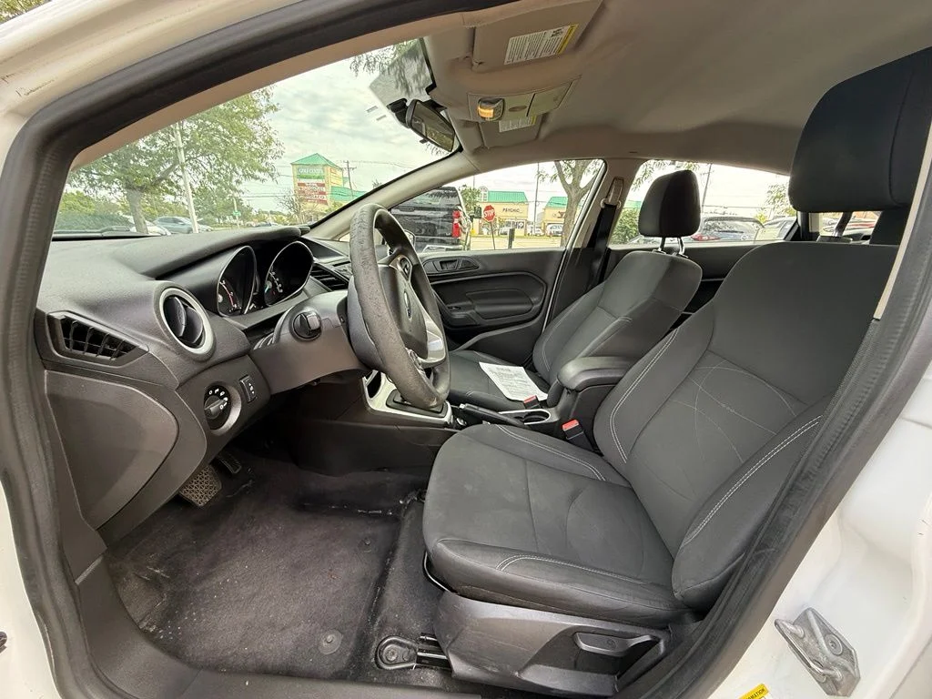 Used 2019 White Ford SE image 11