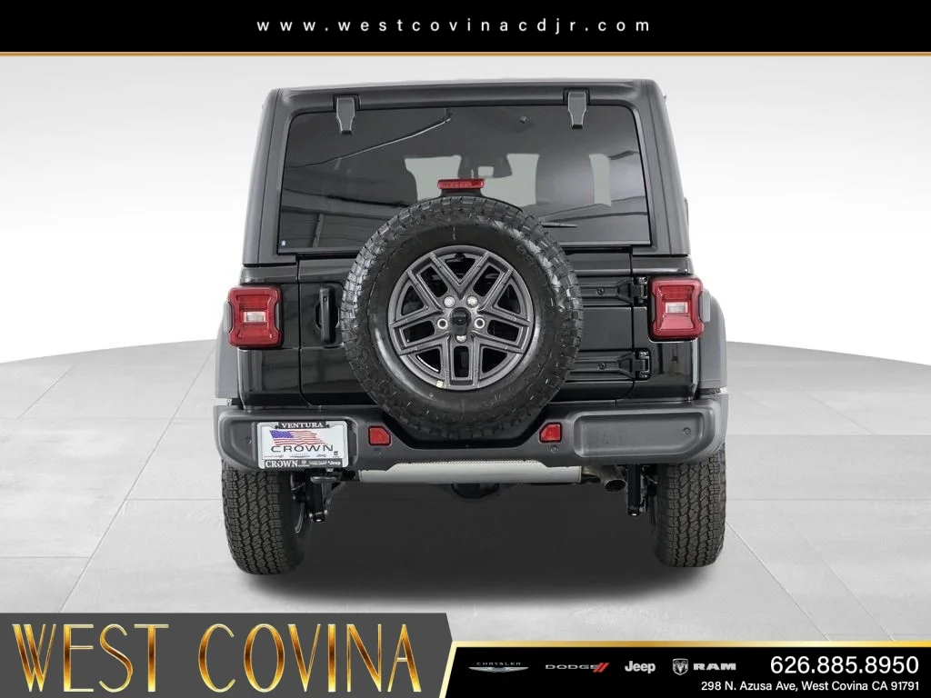 New 2025 Black Clear-Coat Exterior Paint Jeep Sport S image 6