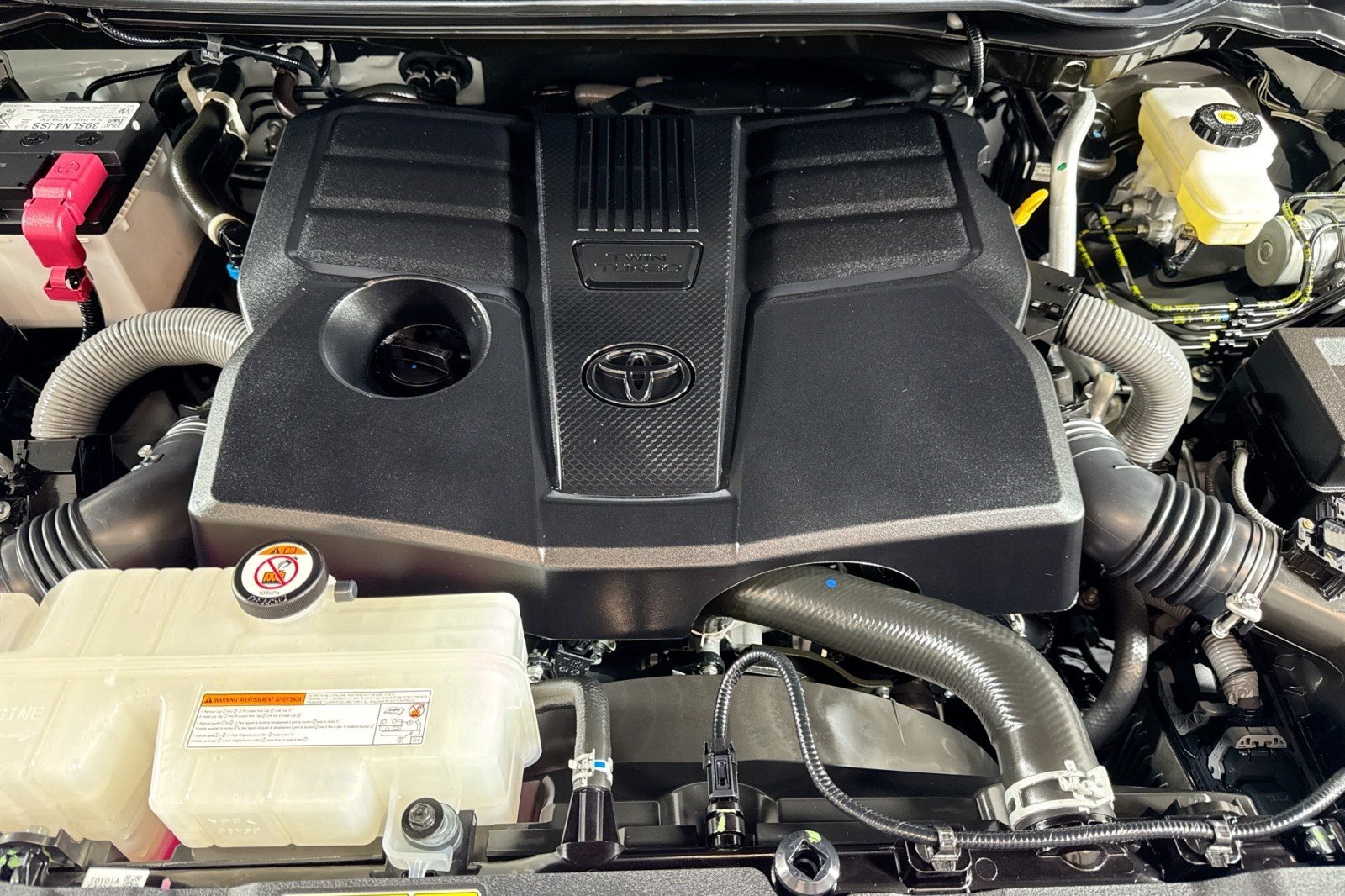 Used 2024 WHITE Toyota Limited CrewMax 6.5