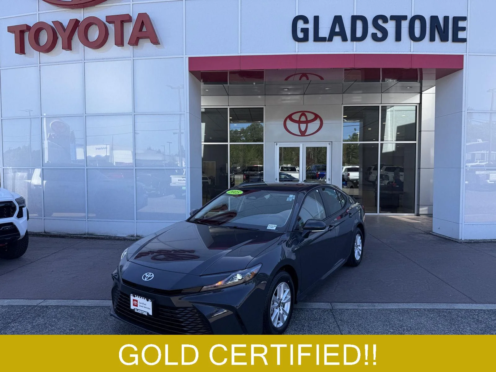 Used 2025 Underground Toyota LE image 1