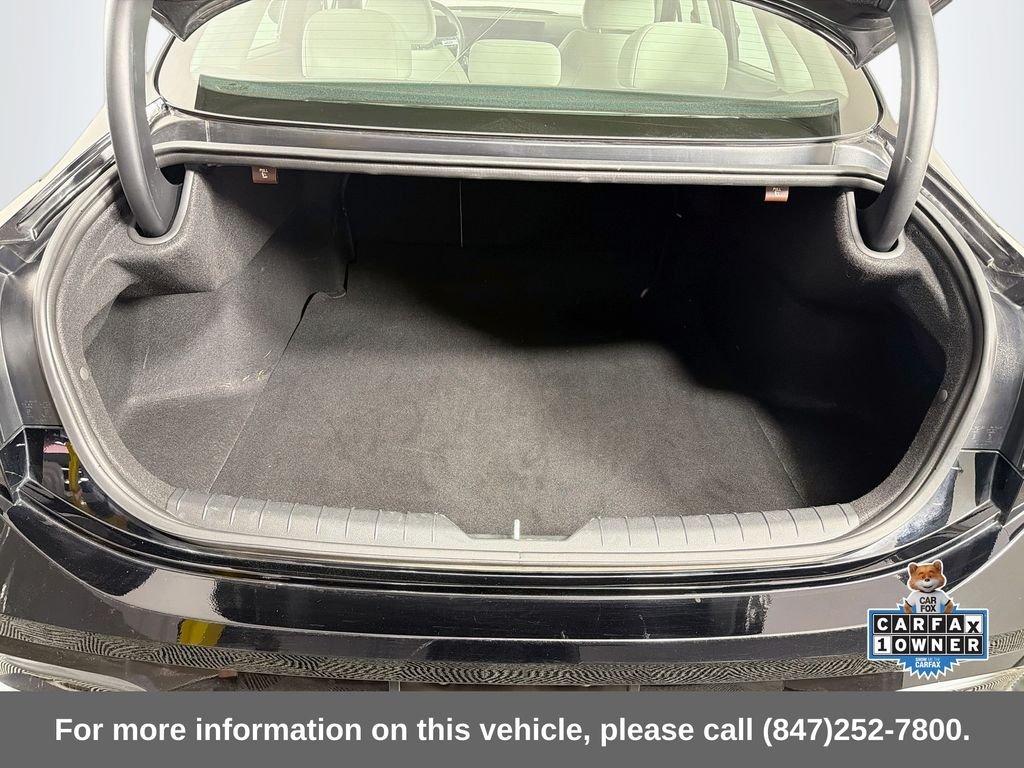 Used 2025 Abyss Black Hyundai SEL image 24
