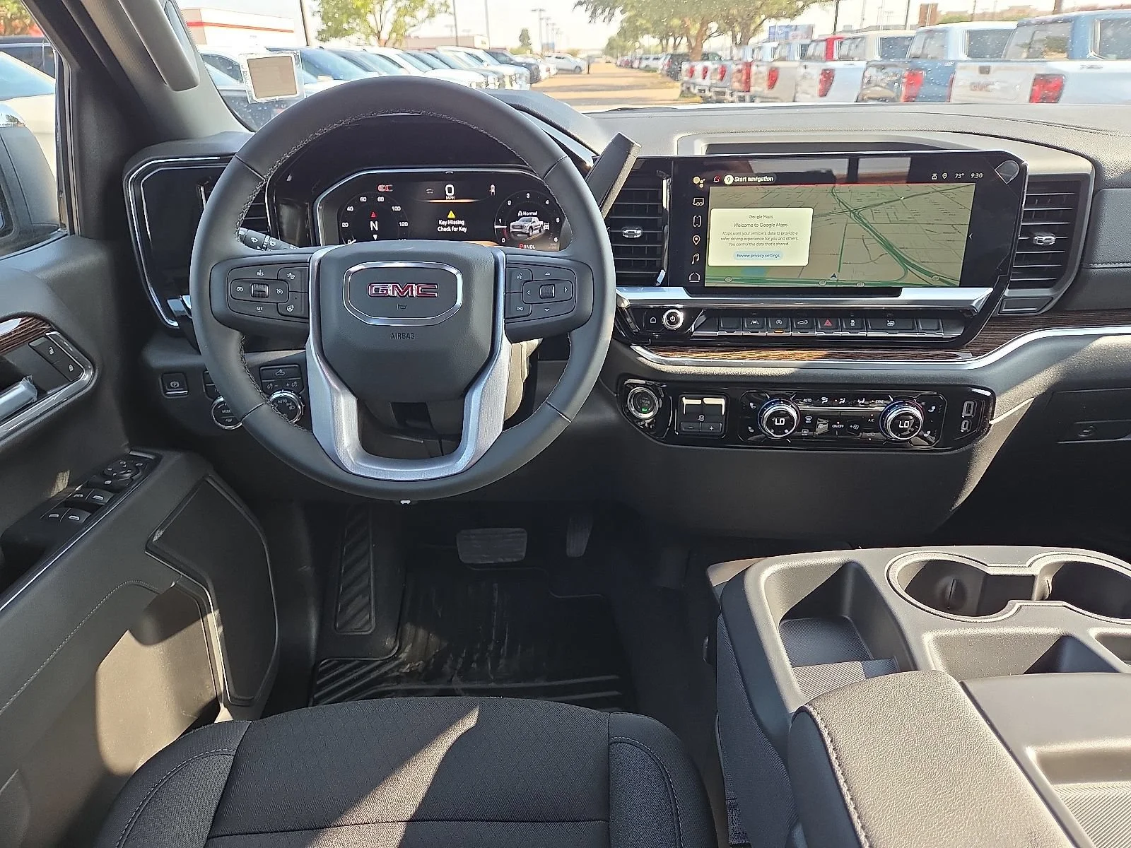 2026 GMC Sierra 1500 SLE - Photo 10
