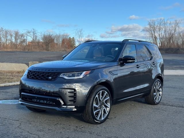 2025 Land Rover Discovery Dynamic SE