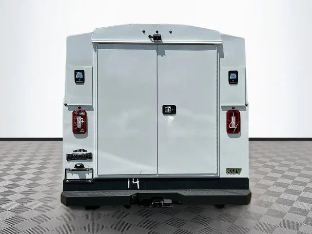 New 2025 Oxford White Ford Base image 5