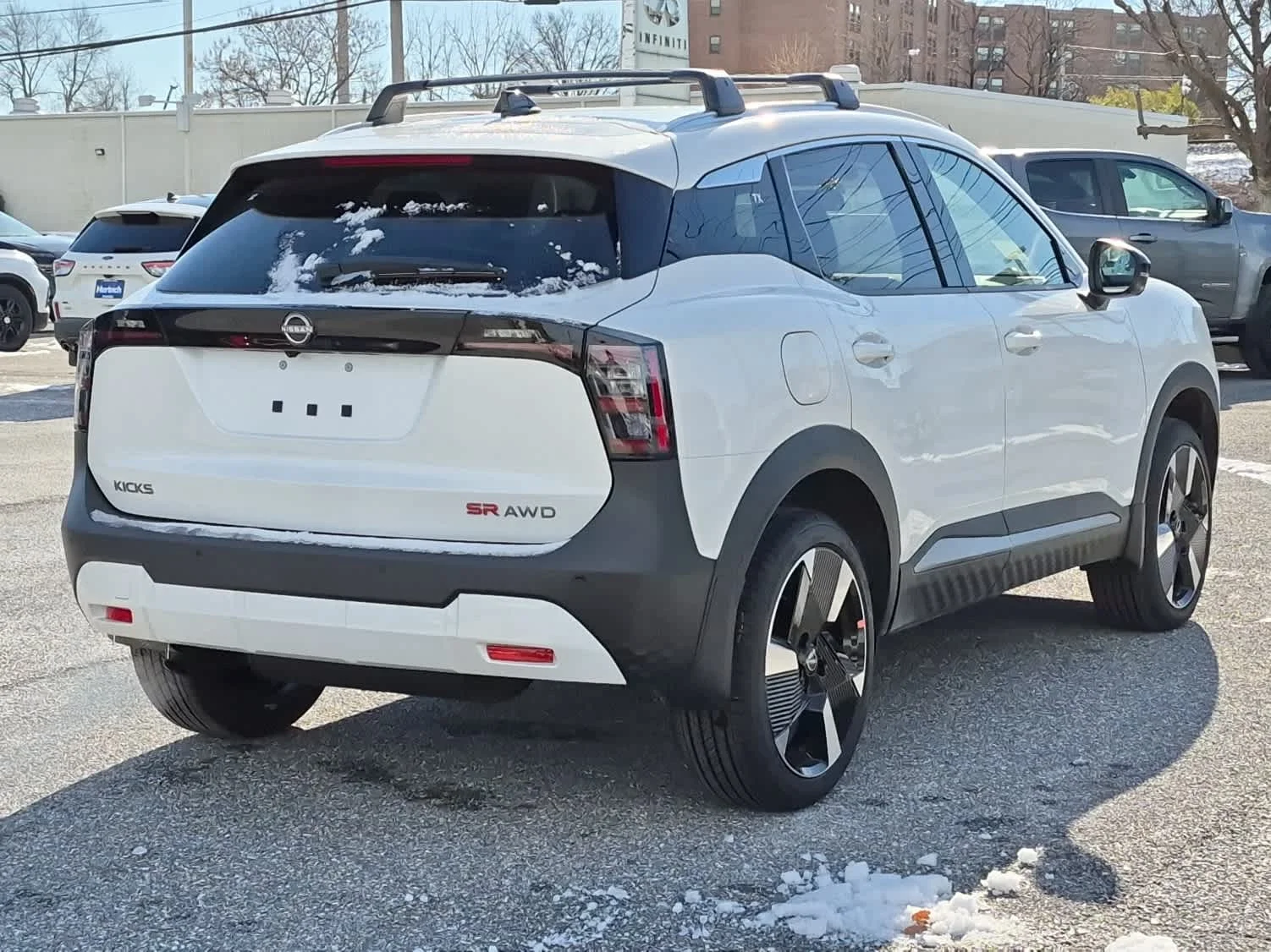 New 2026 Aspen White Tricoat Nissan SR image 3