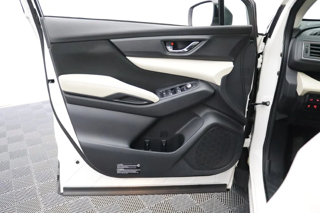 Used 2020 White Subaru Premium image 17