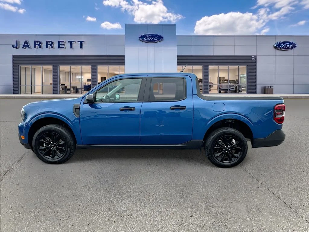Certified Used 2024 Blue Ford XLT image 4