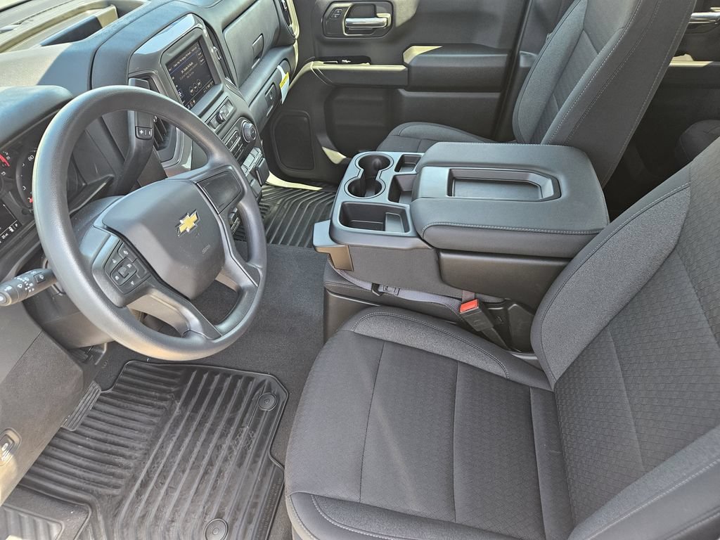 2026 Chevrolet Silverado 2500 HD Custom - Photo 13