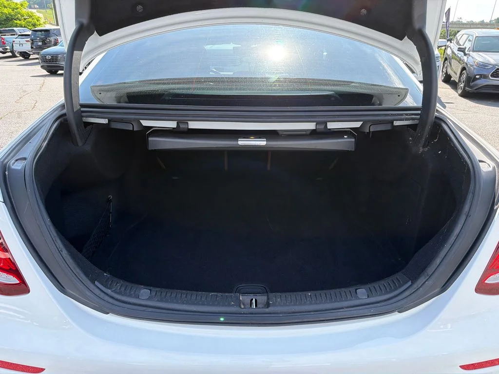 Used 2017 White Mercedes-Benz E 300 image 18