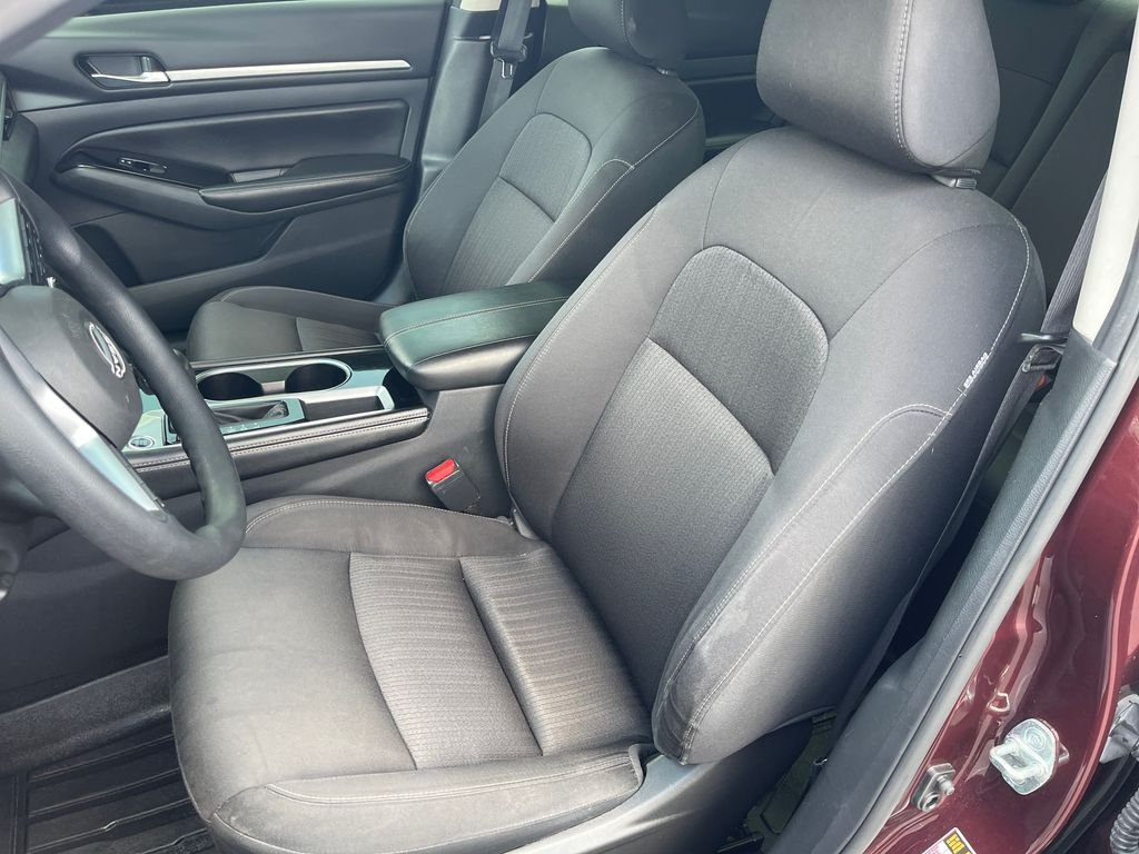 Used 2023 Red Nissan 2.5 SV image 13