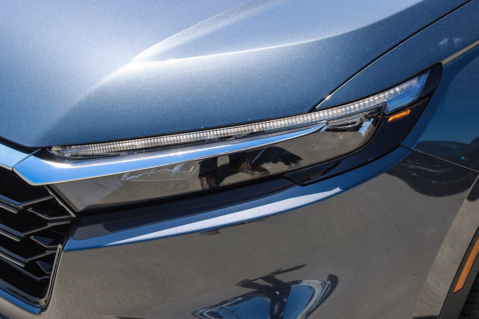 New 2026 Meteorite Gray Metallic Honda EX image 4