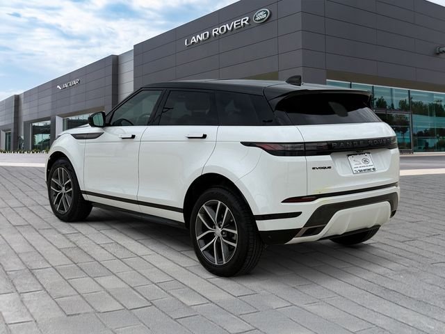 Certified Used 2024 Fuji White Land Rover Dynamic image 3