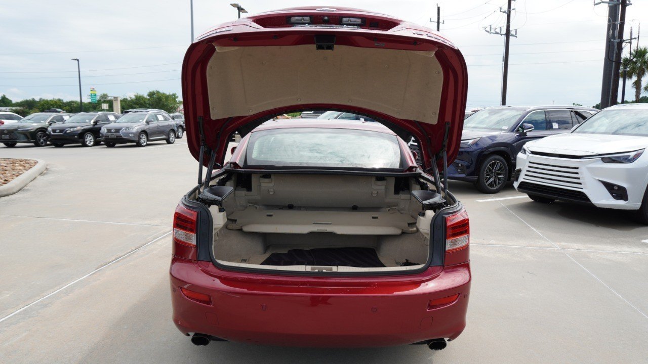 Used 2010 Red Lexus  image 33