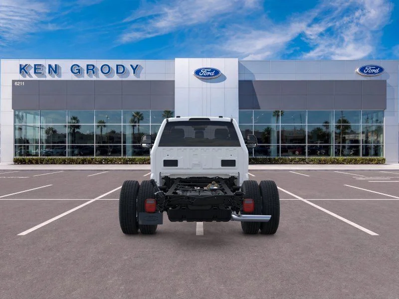 New 2026 Oxford White Ford XL image 18